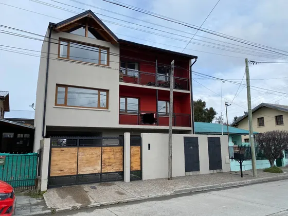 Venta Departamento 3 Ambientes Con Estacionamiento. A 12 Cuadras Del Centro De Bariloche