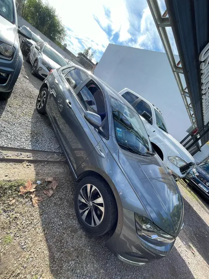 Volkswagen Polo 1.6 Msi Highline At