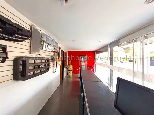 Instala Tu Negocio Y Empieza A Recibir El Retorno De Tu Inversion En Este Local Comercial En Venta Ubicado A Pie De Calle En San Agustin 24-26067 Holder 