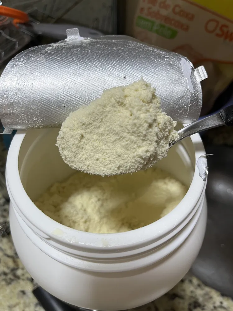 Foto real de embalagem de Tasty Whey 3w Gourmet Adaptogen tirada por usuário