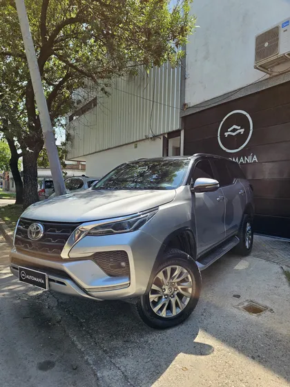 Toyota Sw4 2.8 Srx 204cv 4x4 7as At