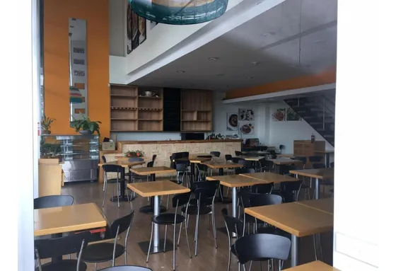 Vendo Local Rentando Vitrina Comercial Terraza Sta Barbara Or. -11-