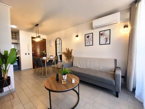 Zenteno/ Parque Almagro, Estilo Hotel 1dor. 1baño Pisc.
