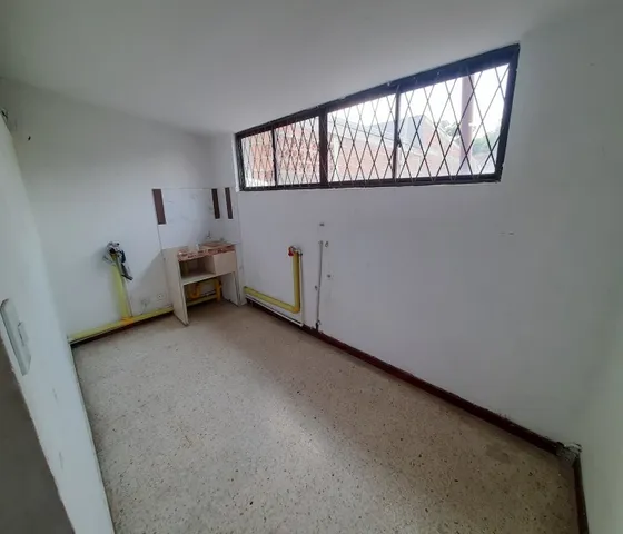 En El Barrio Prados Del Norte Se Vende Casa