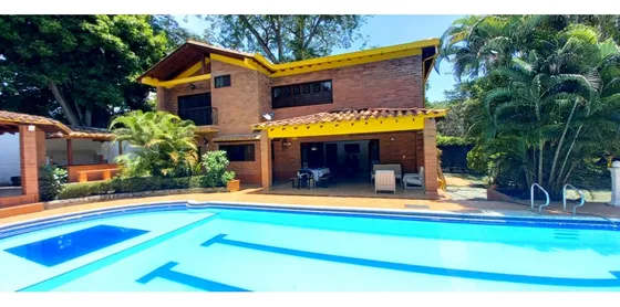 Venta De Finca En Santa Fe De Antioquia De 2 Niveles C6977668