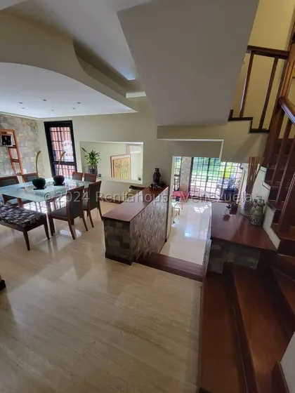 Townhouse En Venta En La Boyera Mls 24-28695 Yf