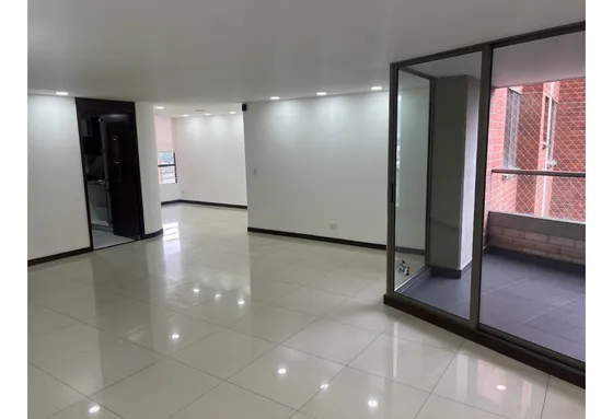 Venta De Apartamento En Santa Maria De Los Ángeles, Medellín