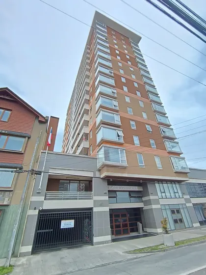 Hermoso Dpto En El Centro, Cercano A Av Alemania,2d+2b+b+est