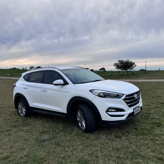 Hyundai Tucson 2.0 Gl 154cv 6mt 2wd