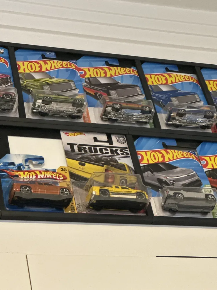 Pick Up, Hot Wheels '83 Chevy Silverado 1/64 Preto | Parcelamento