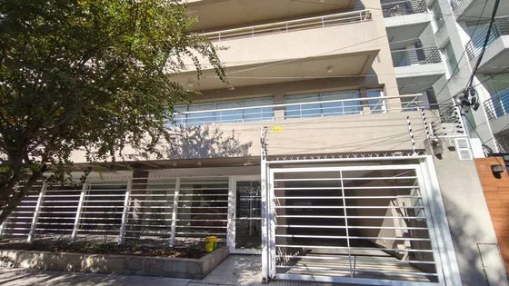 Monoambiete En Venta- Permuta X Casa En Tandil