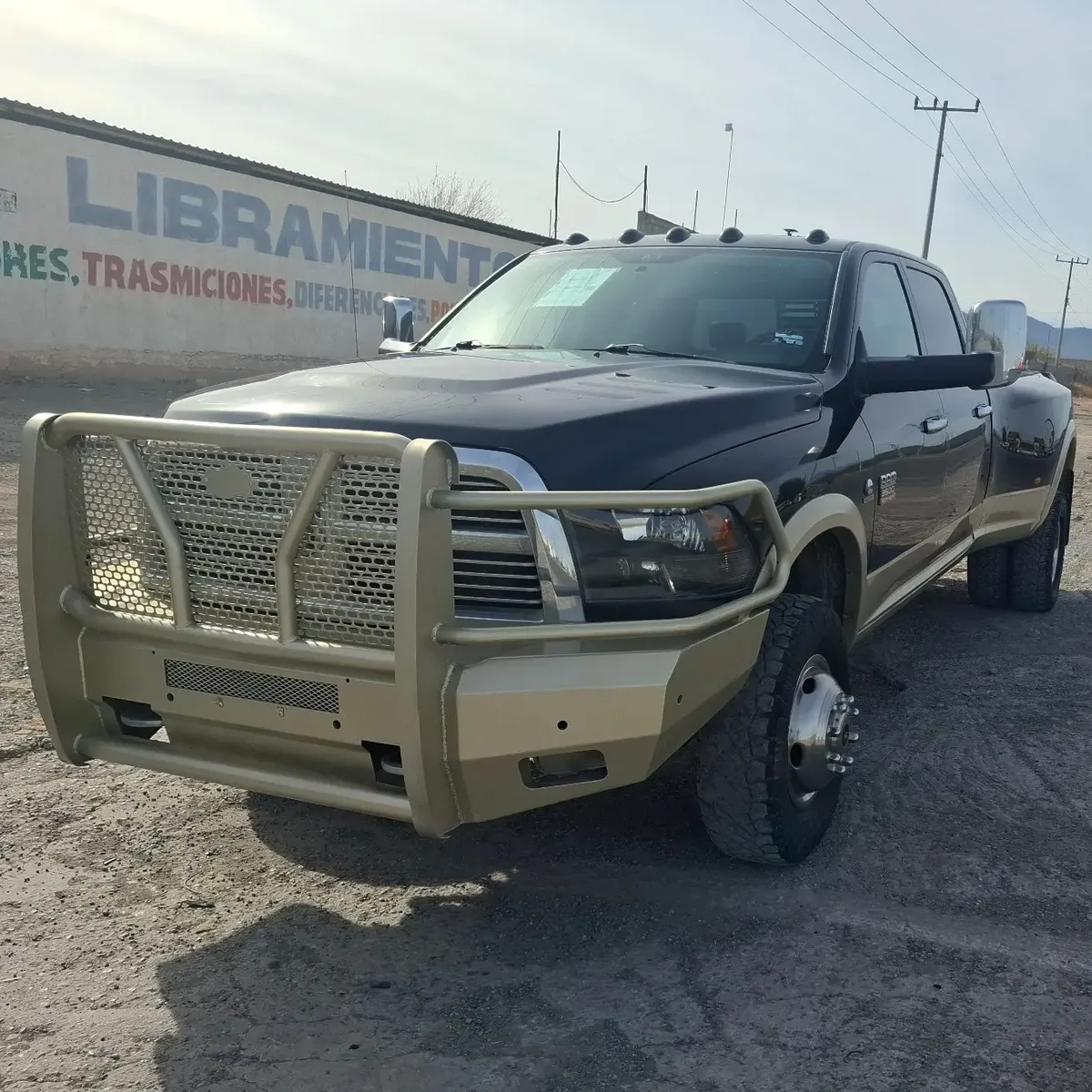 Dodge Ram 3500 Diesel Larramie