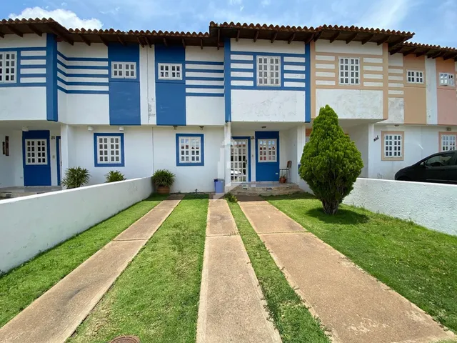 Townhouse En Venta Ubicado En El Conj. Resd. Villas De Telio, Sector Villa Betania