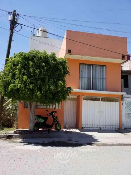Casa En Progreso Chico Tulpetlac, Ecatepec De Morelos Con 3 Recámaras, 120 M², Id: 154544