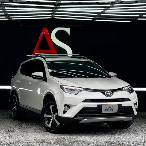 Toyota Rav4 2.0 Street