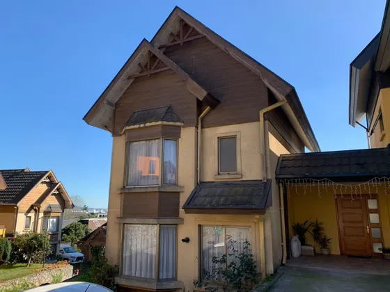 Casa Condominio En Lomas, Excelente Conectividad