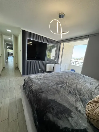 Departamento En Venta De 4 Dorm. En Huechuraba