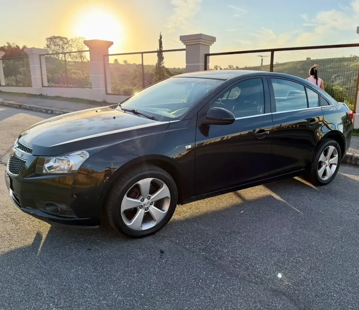 Chevrolet Cruze Sedan 2014 1.8 Lt Ecotec 6 Aut. 4p Chevrolet Cruze Sedan 2014 1.8 Lt Ecotec 6 Aut. 4p