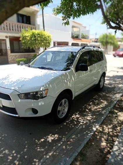 Mitsubishi Outlander 2.4 Ls At