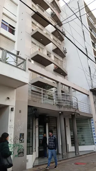 Departamento En  Alquiler Zona Plaza Moreno Amoblado