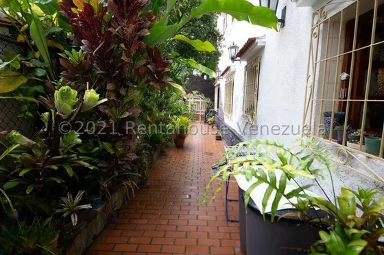 Se Vende Casa En Las Acacias 