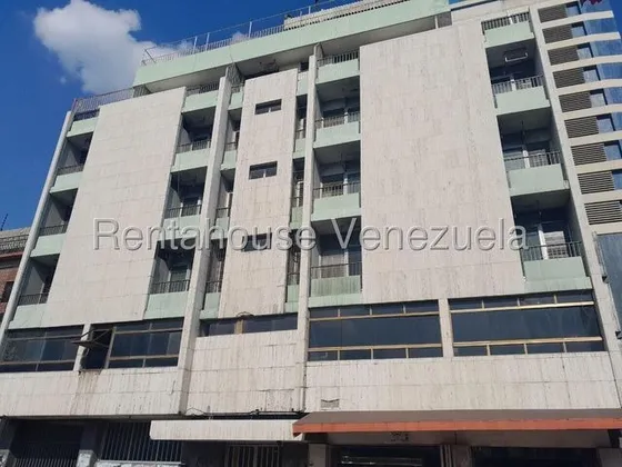 Naudy Escalona Profesional Inmobiliario Con Más De 10 Años De Experiencia En Rentahouse Vende Fabuloso Edificio En Pleno Centro De Barquisimeto 