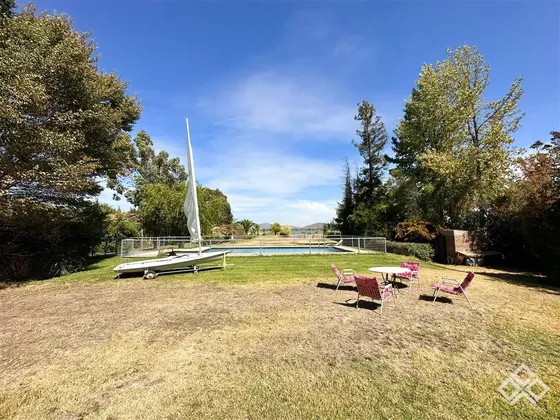 Casa En Venta De 15 Dorm. En Las Cabras