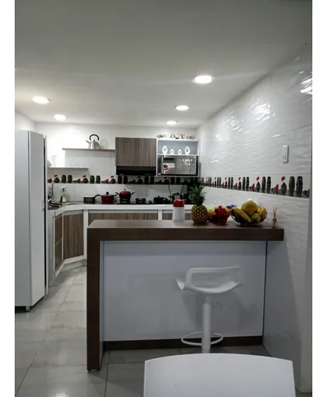 Venta Casa En 324mtrs2 En La Flora, Norte De Cali 9517.