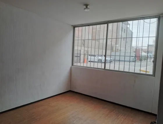 Alquilo Departamento 1er Piso 