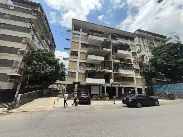 25-3263 Chacao Norte Venta Los Palos Grandes Apto 111 M²