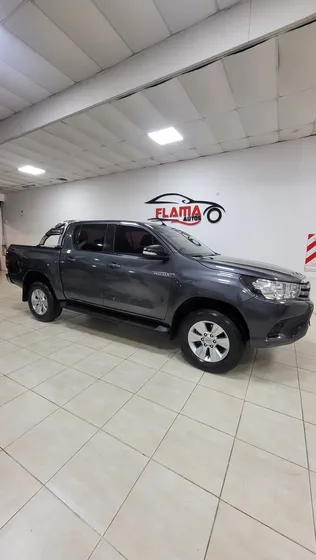 Toyota Hilux Pick-up 2.4 Cd Sr 150cv 4x2