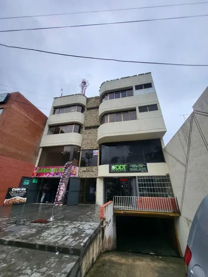 Oficina En Venta En Zona Céntrica De Cagua C.c Stapleton 54 Mt2