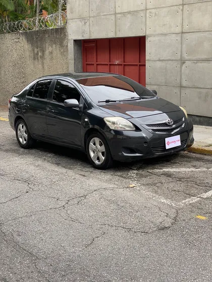 Toyota Yaris Esbelta
