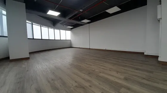 Oficina En Venta En Avenida Santander (279061054).