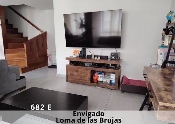 Venta Apto En Una De Las Zonas Más Apetecidas De Envigado, Al Mejor Estilo.
