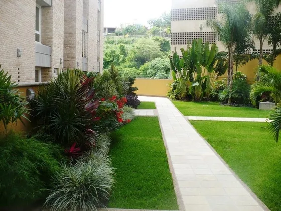 Se Vende Apartamento En Lomas De Las Mercedes Mls #21-2698