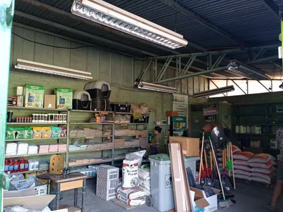 Oportunidad Local Comercial Con Bodega 180/593 San...