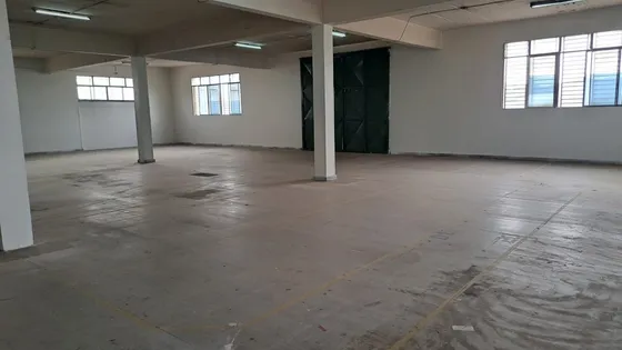 Bodega En Arriendo 358 M2 En Estación Central