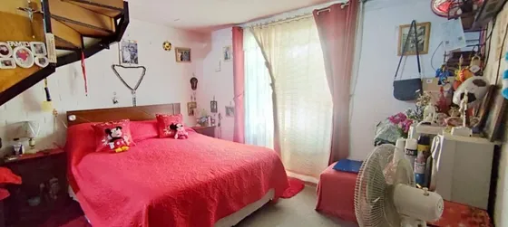 Casa  Con Ampliaciones Regularizadas