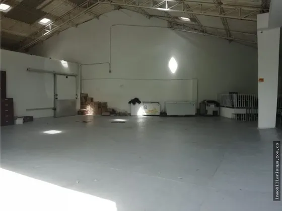 Venta Bodega En Envigado,  550 Mts, Vía A Sabaneta 