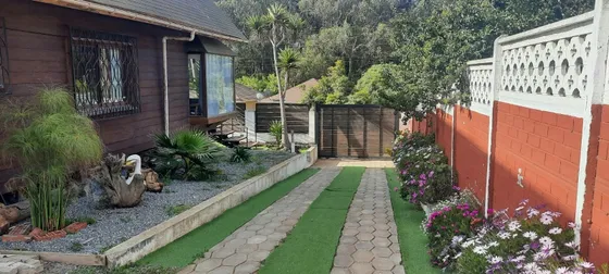 Venta De Casa El Quisco Norte Con 2 Cabañas  Independietes