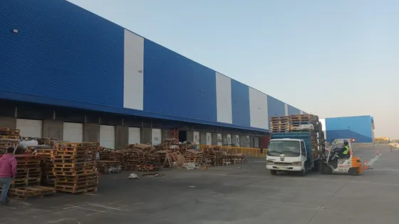 Bodega En Arriendo De 2.000 M² En Enea