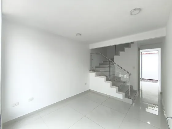 Casa En Arriendo En Ciudadela La Primavera. Cod A30771