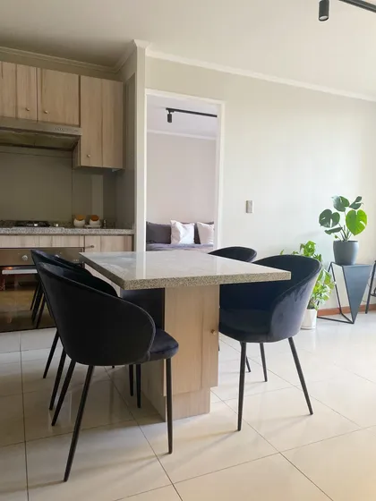 Hermoso Departamento Completamente Remodelado, Ubicado En Un
