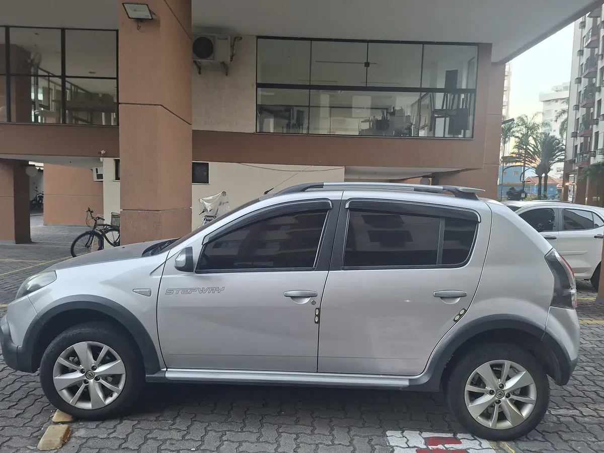 Renault Sandero Stepway 2013 1.6 16v Hi-flex Aut. 5p — foto 4