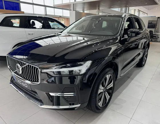 Volvo Xc60 2.0 T8 Plus