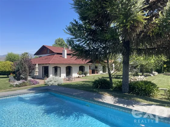 Negociable, 2 Casas En Loteo Santa Lucia!!! Ideal 2 Familias