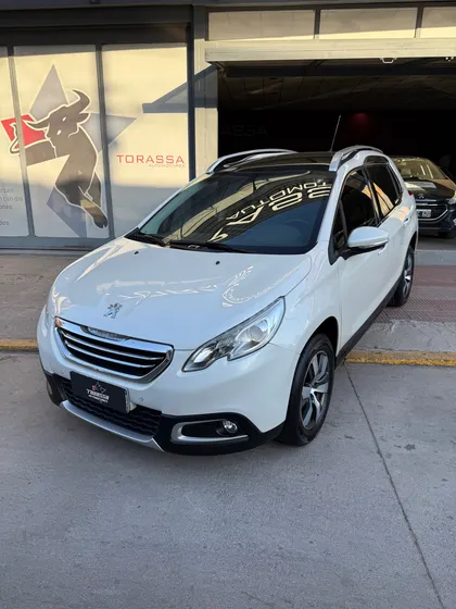 Peugeot 2008 1.6 Feline