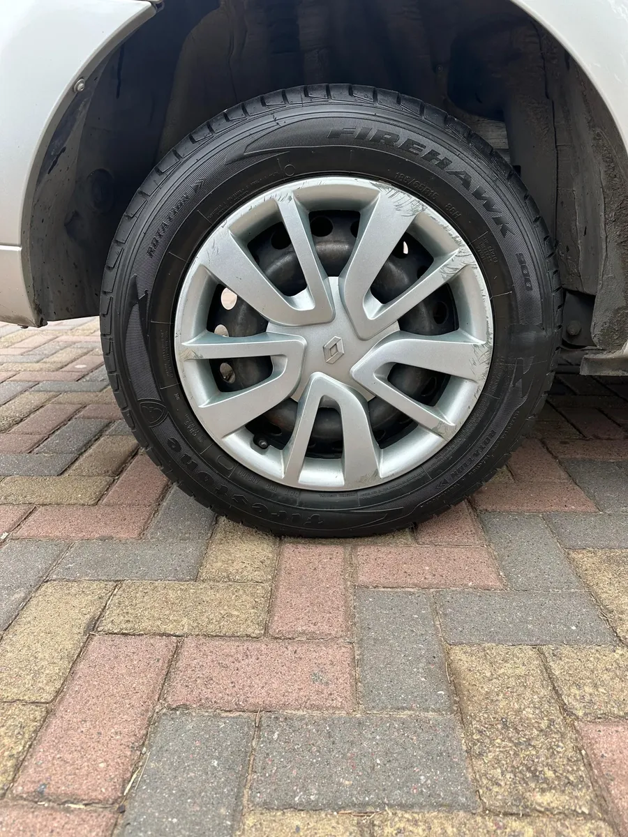 Renault Logan 1.6 Expression 85cv5327747245159424013