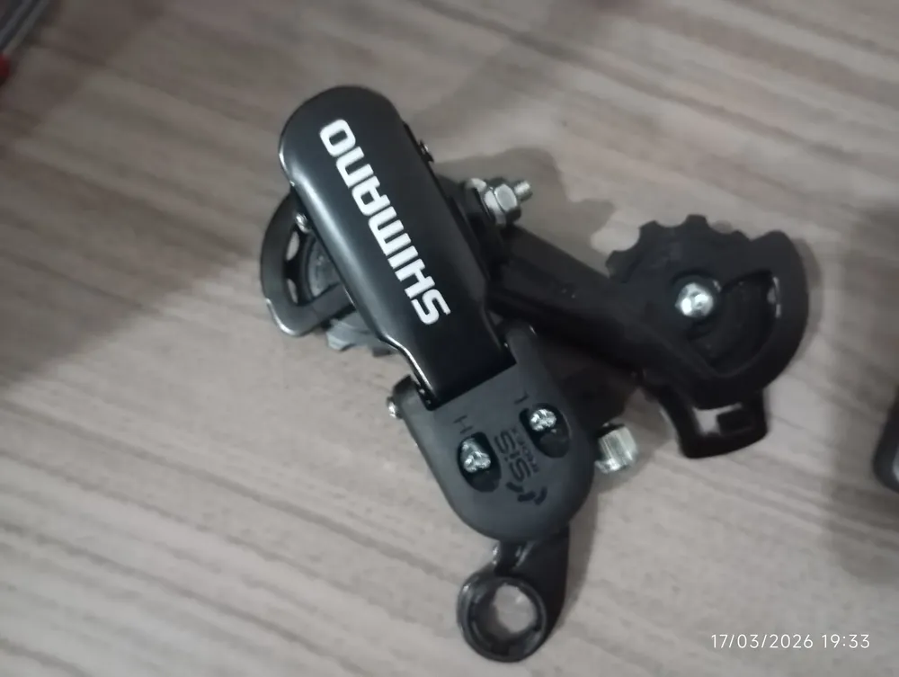 Câmbio Traseiro 6v/7v Tz-31 S/gancheira Parafuso - Shimano